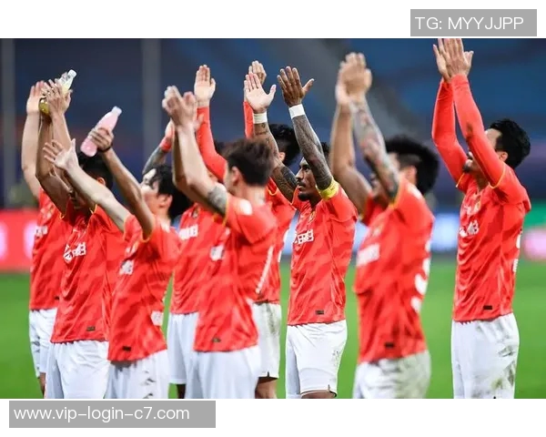 恒大足球主题曲的激情旋律与球队精神的完美结合 恒大足球主题曲的激情旋律与球队精神的完美结合