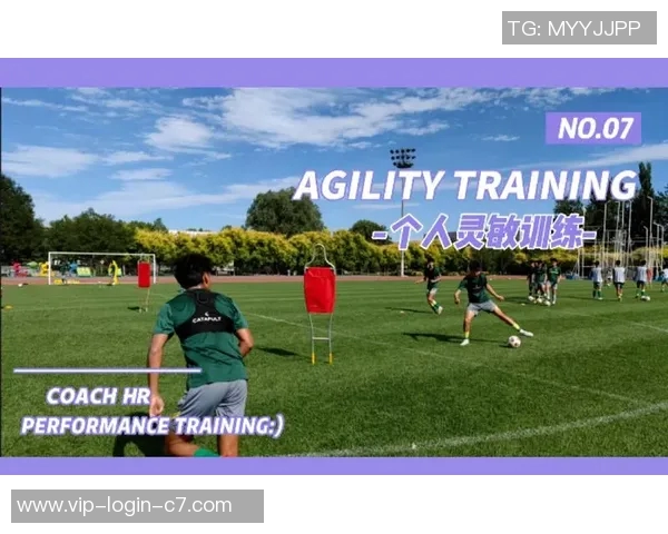 足球运动员在100米赛道上的速度挑战与训练秘诀揭秘